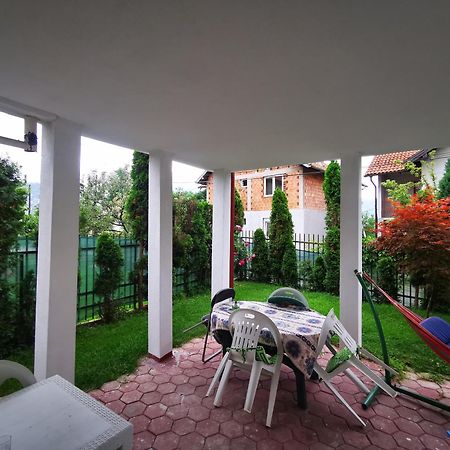Rest & Recharge 4Bdr Apt- Free Parking, Ac & Garden Sarajevo Exterior photo